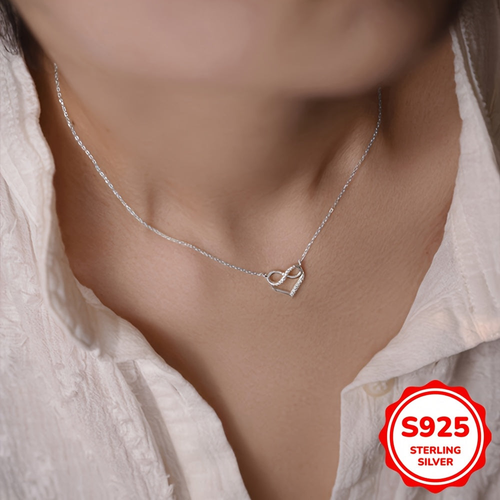 A Delicate And Stylish S925 Silver Heart-shaped Zirconia Necklace With Infinite