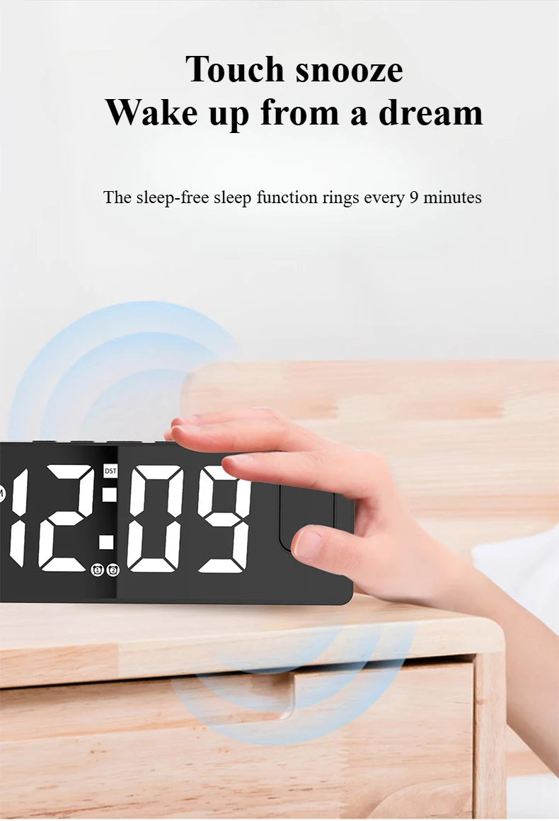 Despertador de projeção multifunções com carregamento USB e ecrã grande