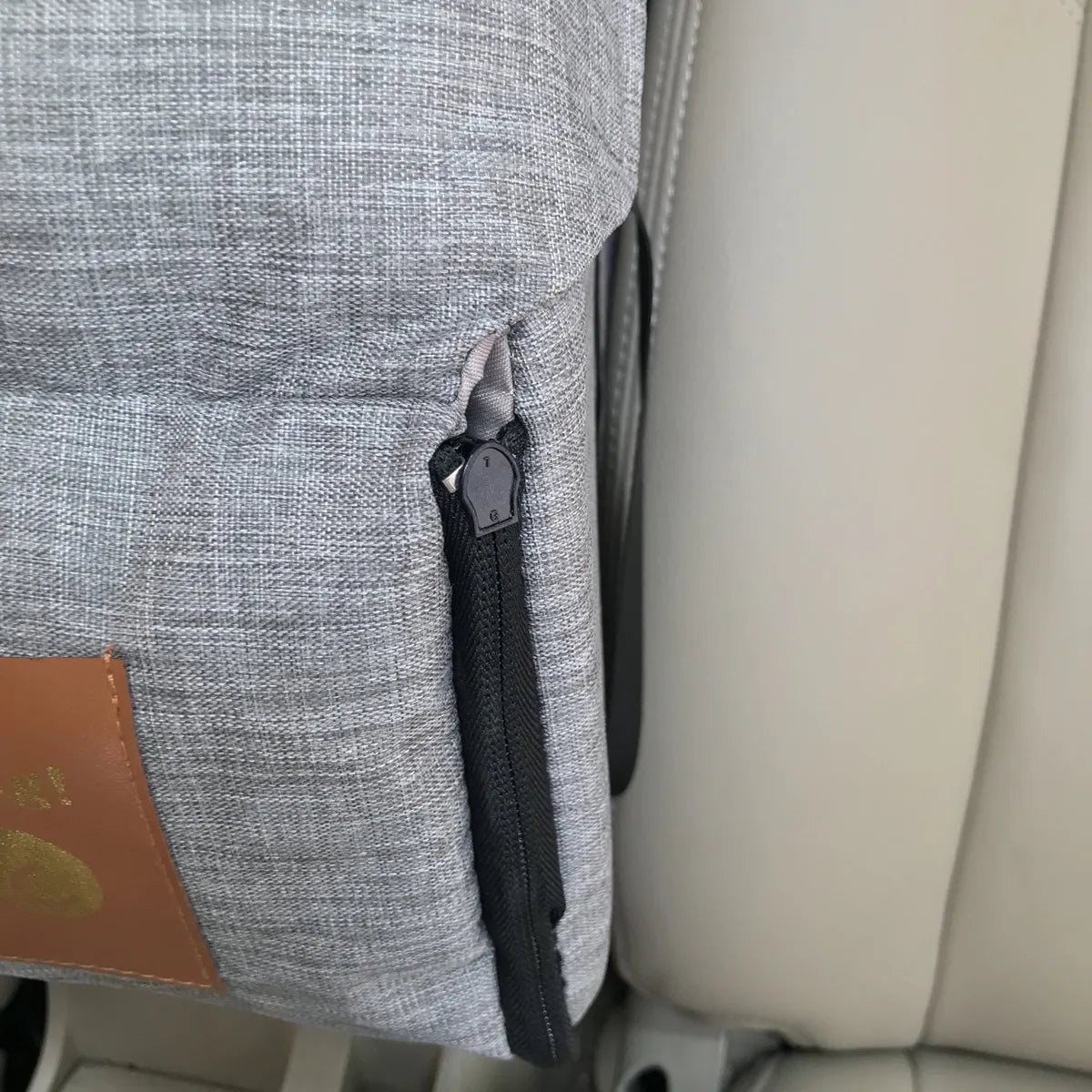 Dog Car Seat Bed: The Ultimate Travel Companion for Your Furry Friends!