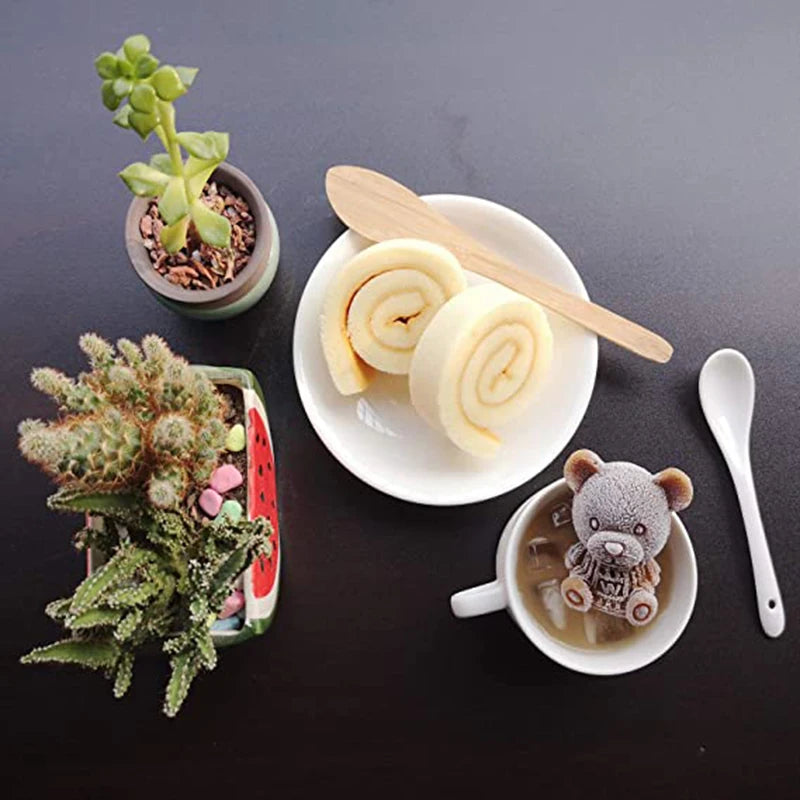 Cute Teddy Bear Ice Cube Making Mold Splash-proof