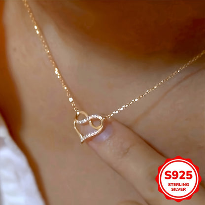 A Delicate And Stylish S925 Silver Heart-shaped Zirconia Necklace With Infinite
