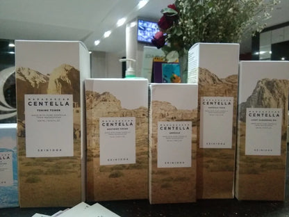 Suero limpiador facial con ampolla de centella coreana Skin1004 