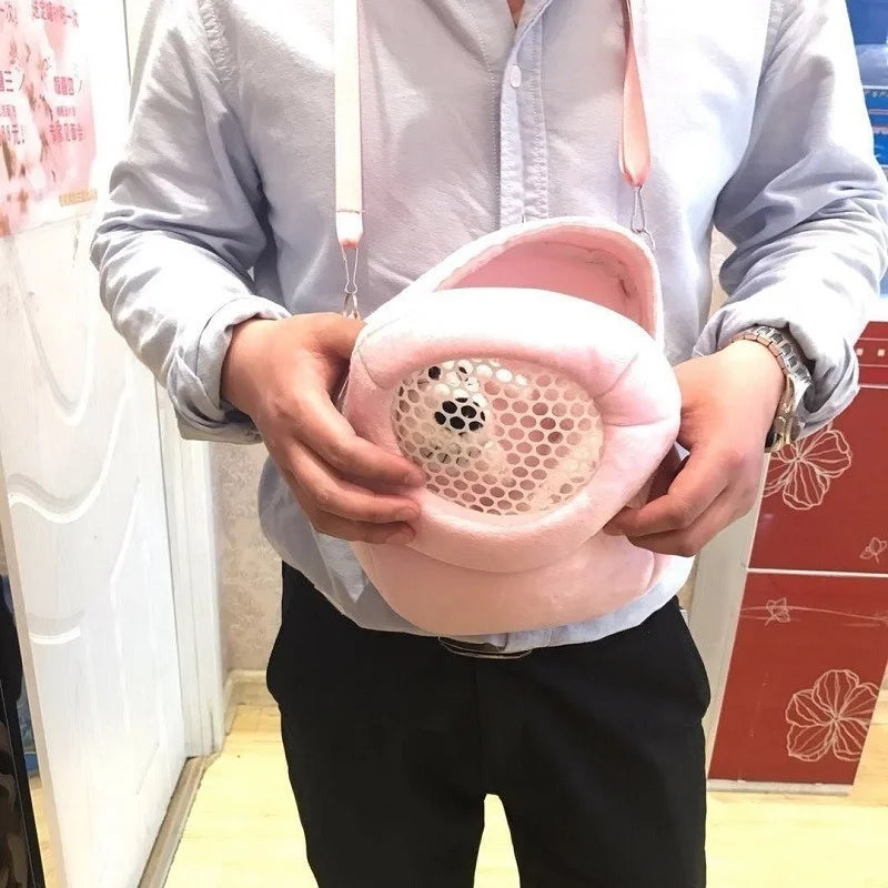 Small Pet Carrier: The Perfect Travel Solution for Your Furry Friends!
